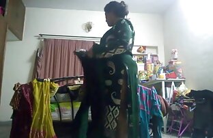 XXX مادر در قانون رابطه جنسی سکس کون گند با یک مرد جوان.