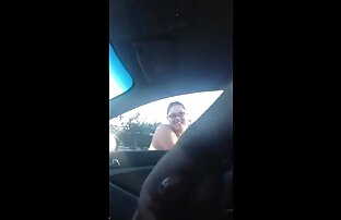 XXX دختر طول می کشد خاموش فیلم زنان کون گنده panties و fucks در او.