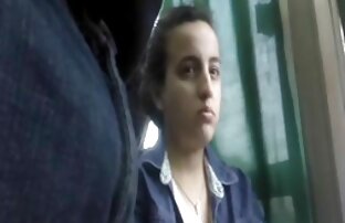XXX لعنت به یک پسر دختر کون گنده بر روی چمن.